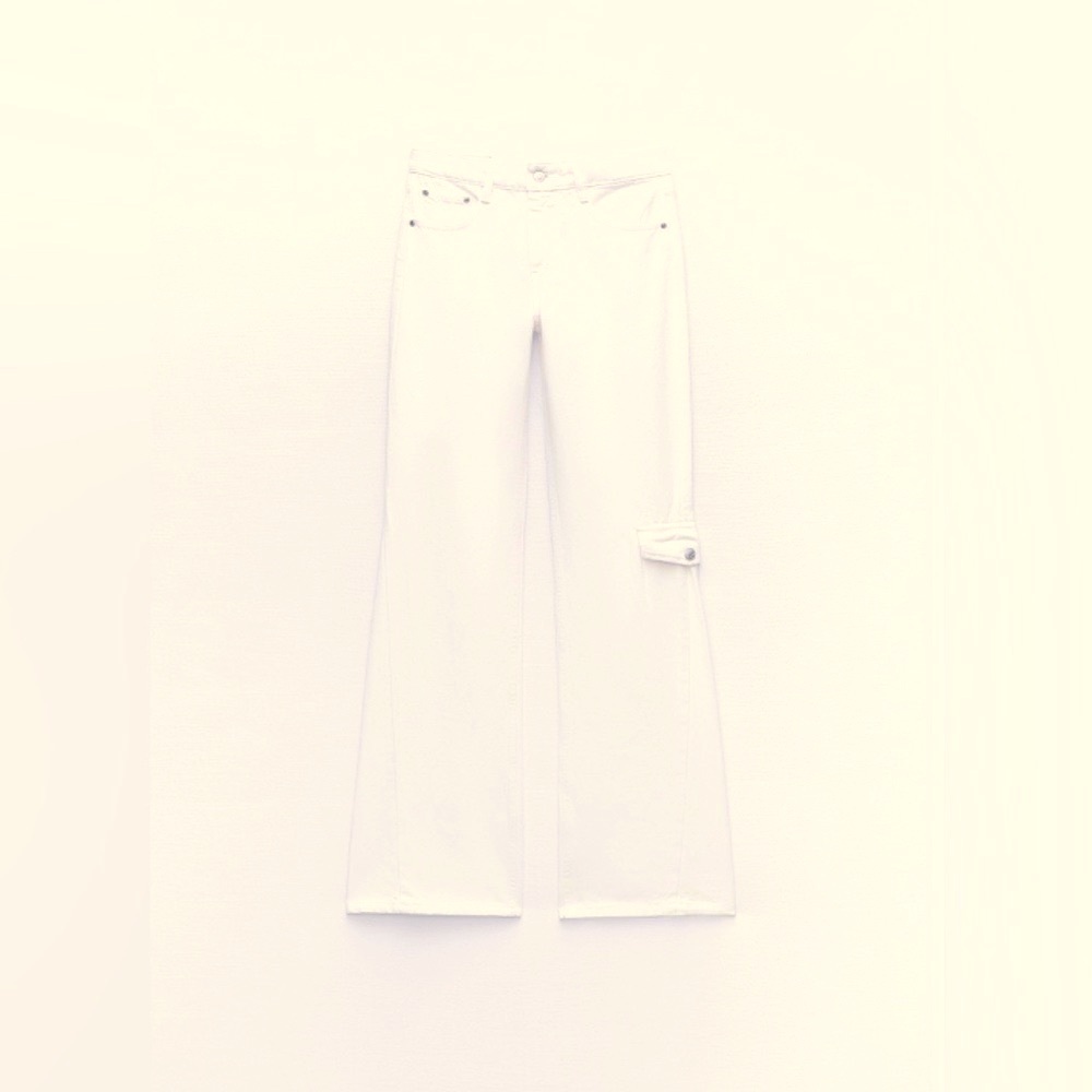 TRF LOW WAIST - CARGO JEANS OYSTER WHITE US 4 (27)